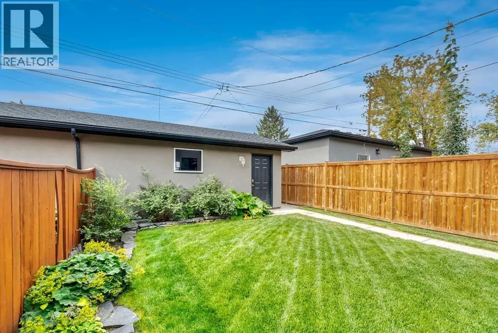2605 30 Street SW