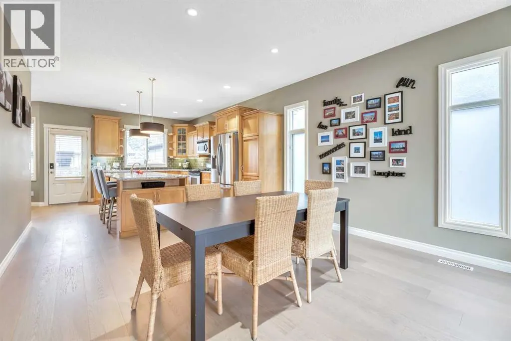 2605 30 Street SW