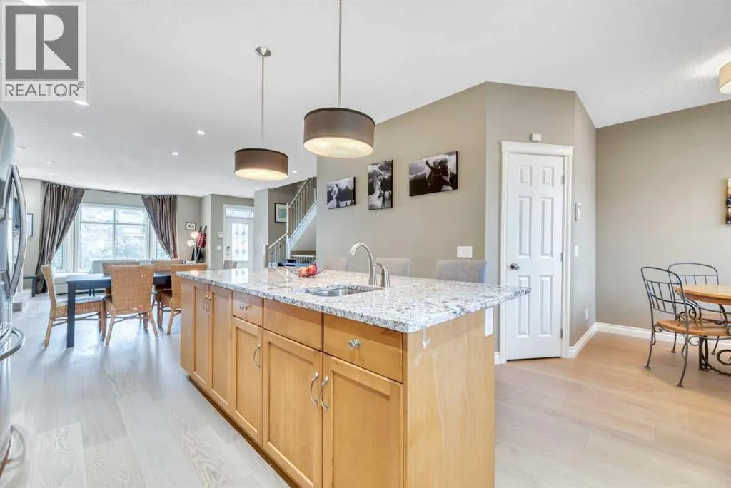 2605 30 Street SW