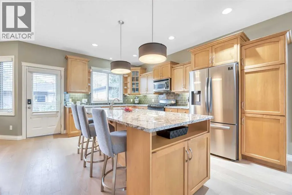 2605 30 Street SW