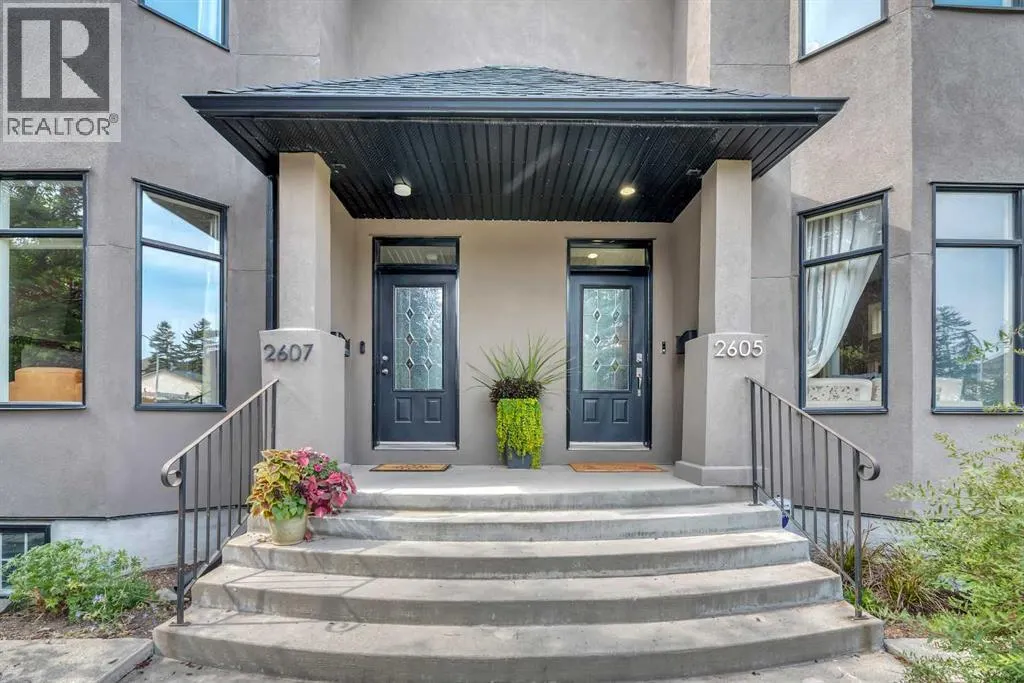 2605 30 Street SW