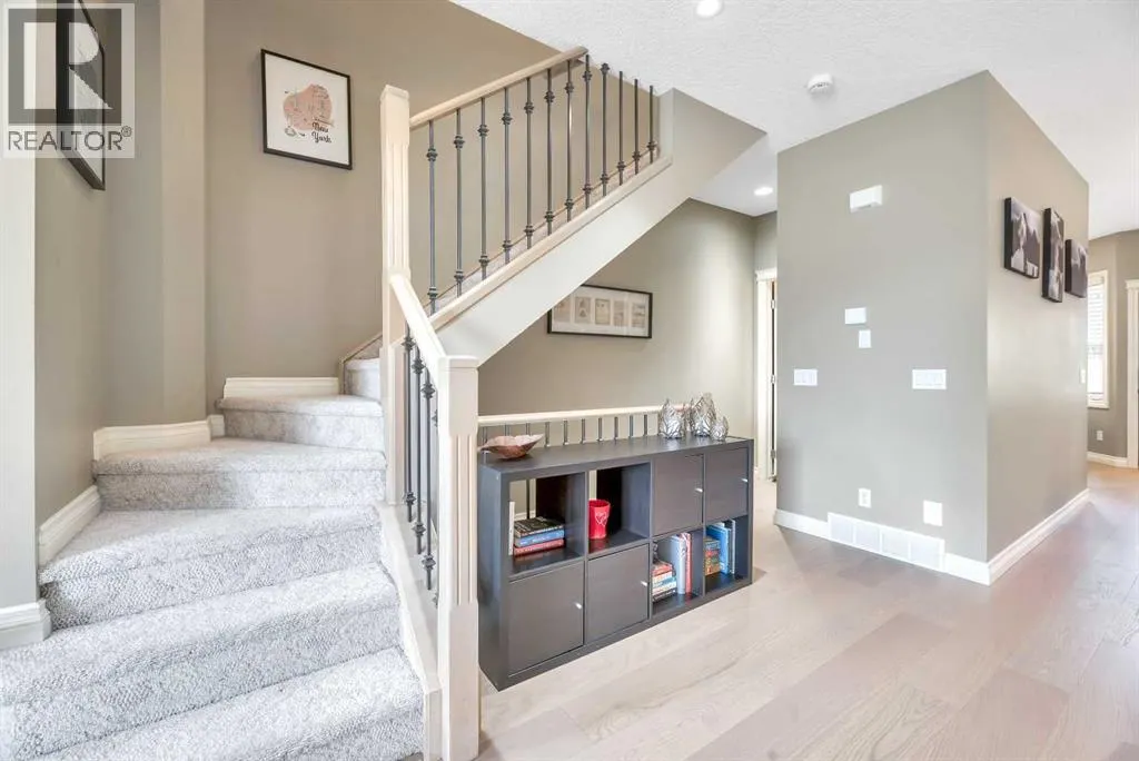 2605 30 Street SW