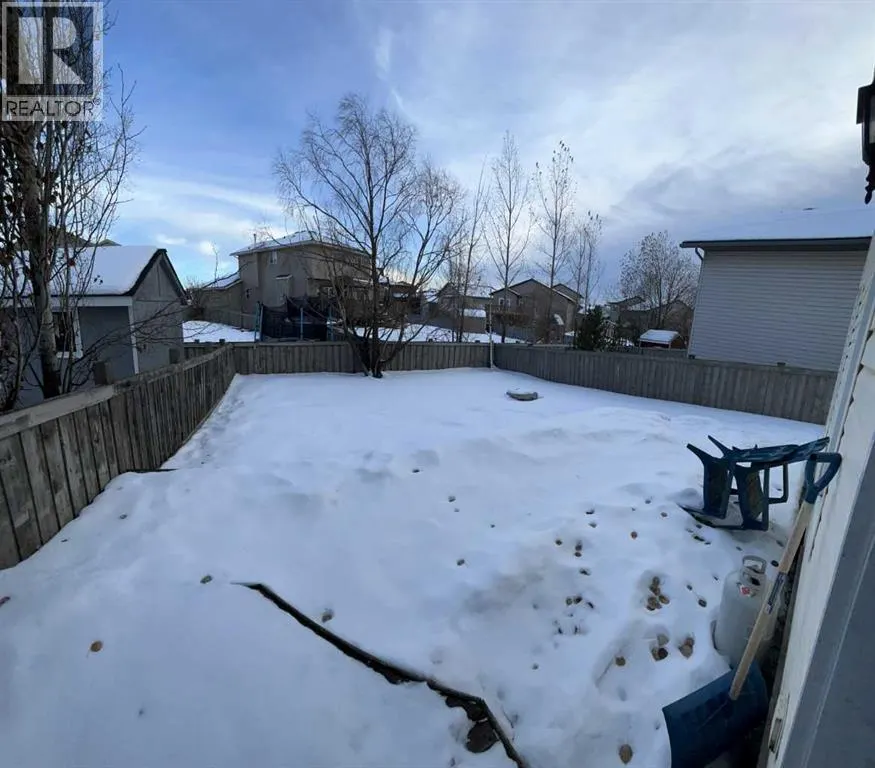 9425 Lakeland Drive
