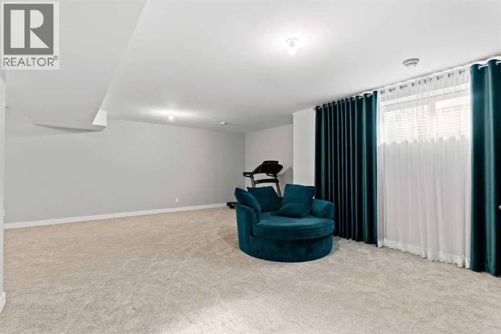 49 Legacy Glen Circle SE