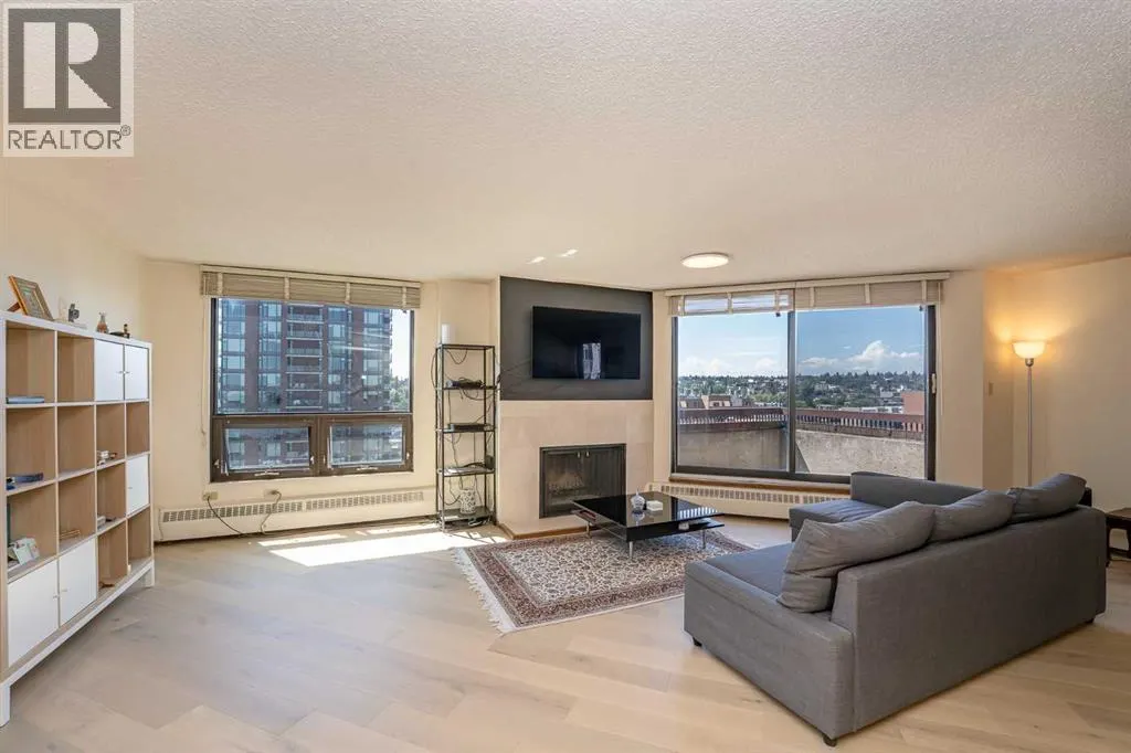 PH2, 1304 15 Avenue SW