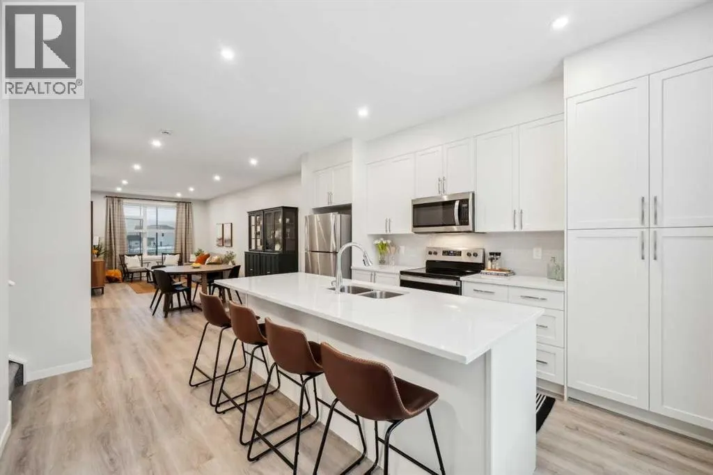 210 Vantage Drive