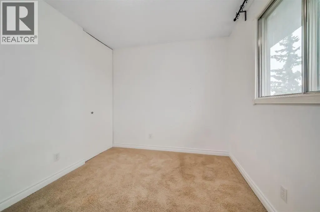 728, 200 Brookpark Drive SW