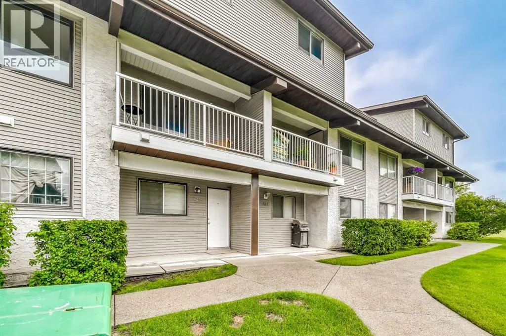 728, 200 Brookpark Drive SW