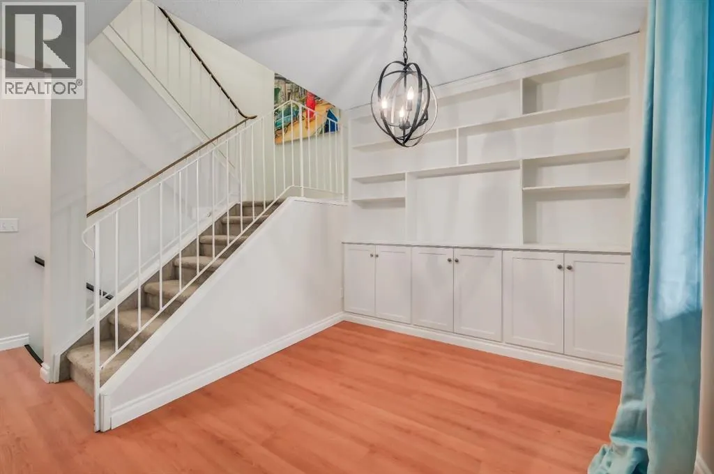 728, 200 Brookpark Drive SW
