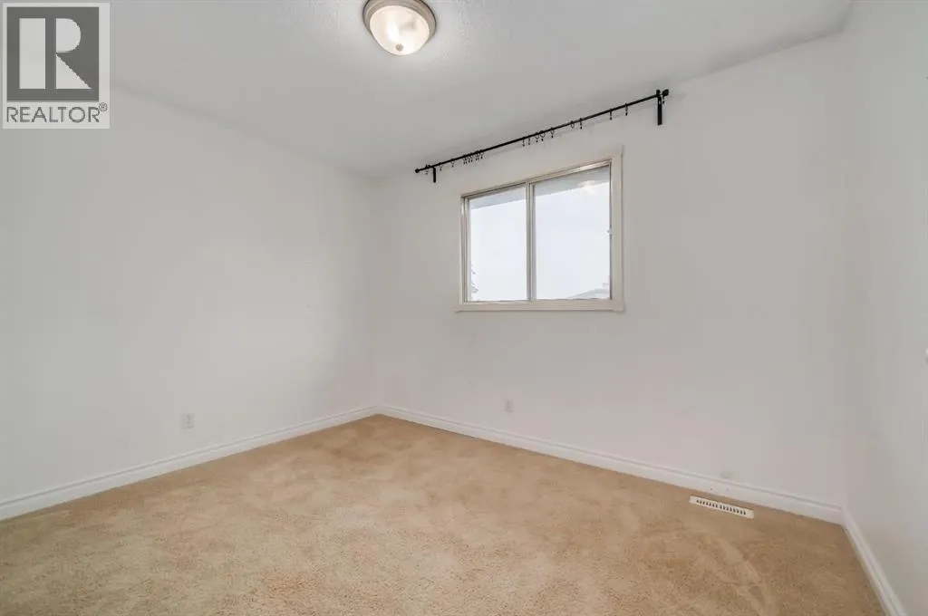 728, 200 Brookpark Drive SW