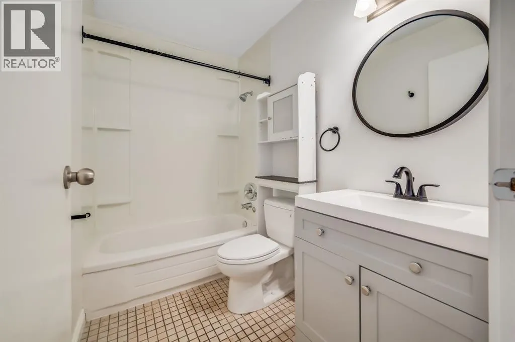 728, 200 Brookpark Drive SW