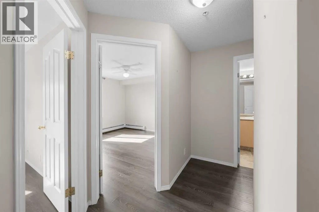 1303, 12 Cimarron Common