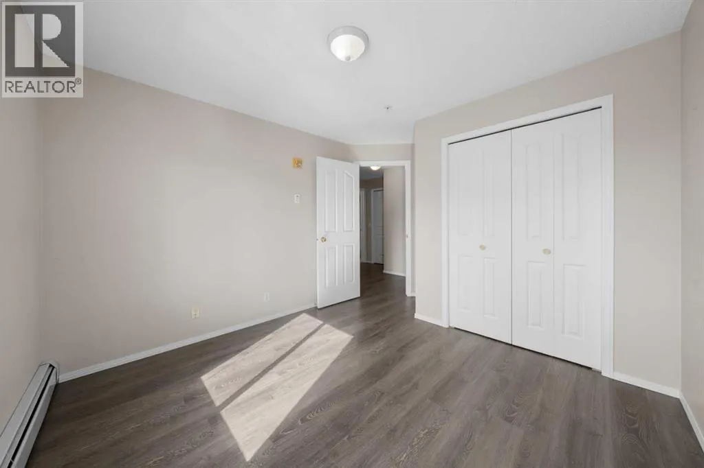 1303, 12 Cimarron Common