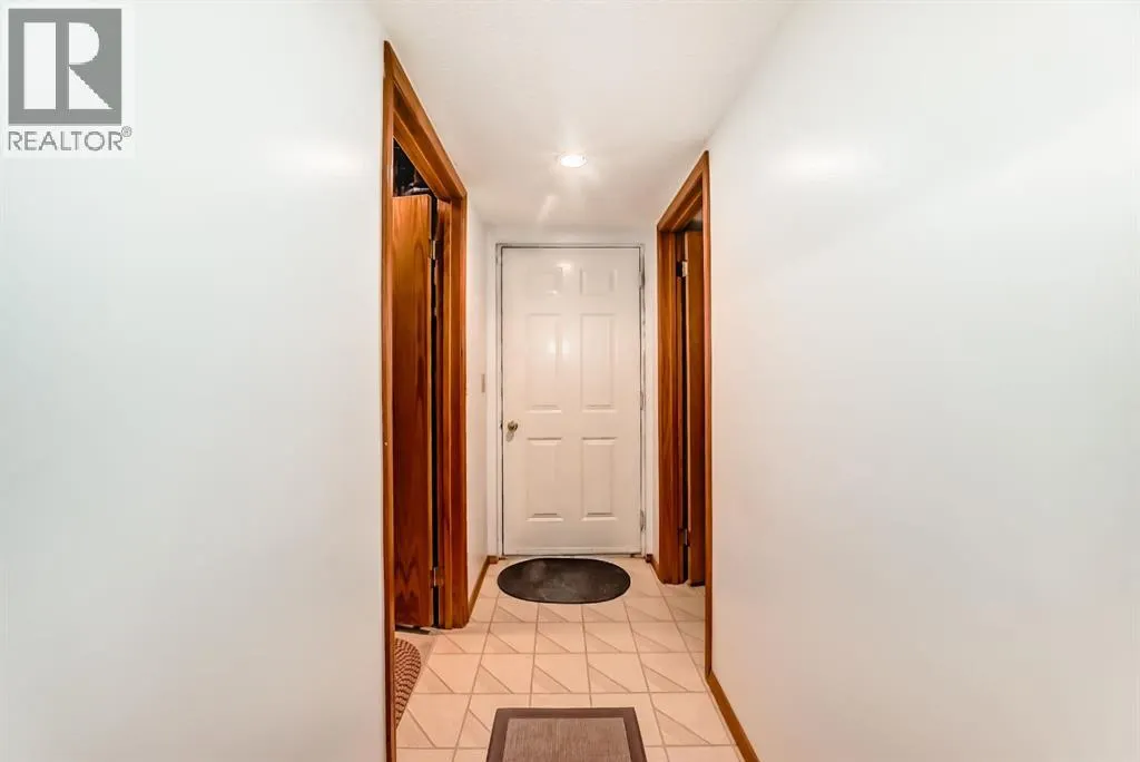 17 Santana Manor NW