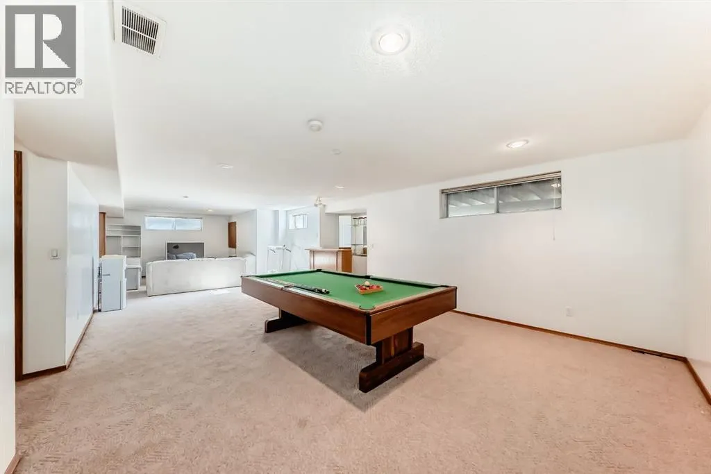 17 Santana Manor NW