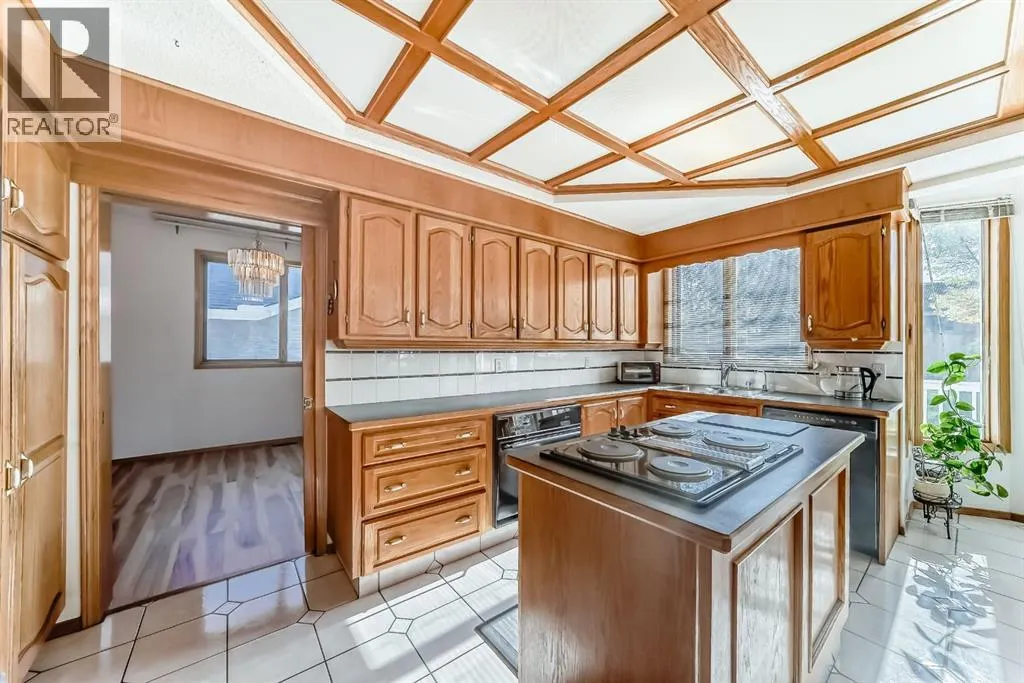 17 Santana Manor NW