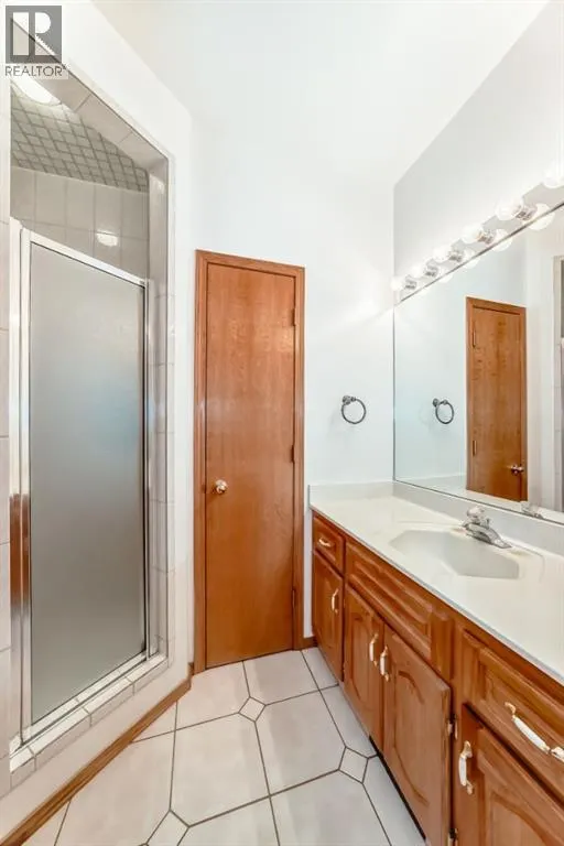 17 Santana Manor NW
