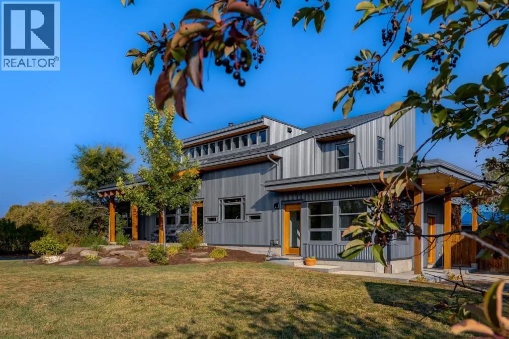 2 Deibert Close SW