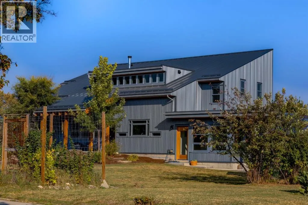 2 Deibert Close SW