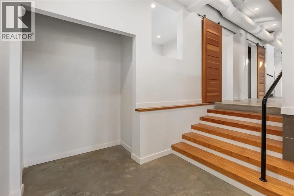 2 Deibert Close SW