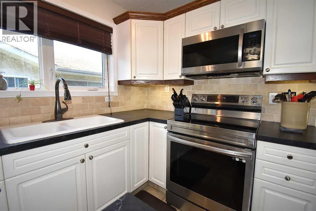 124 Seabolt Crescent