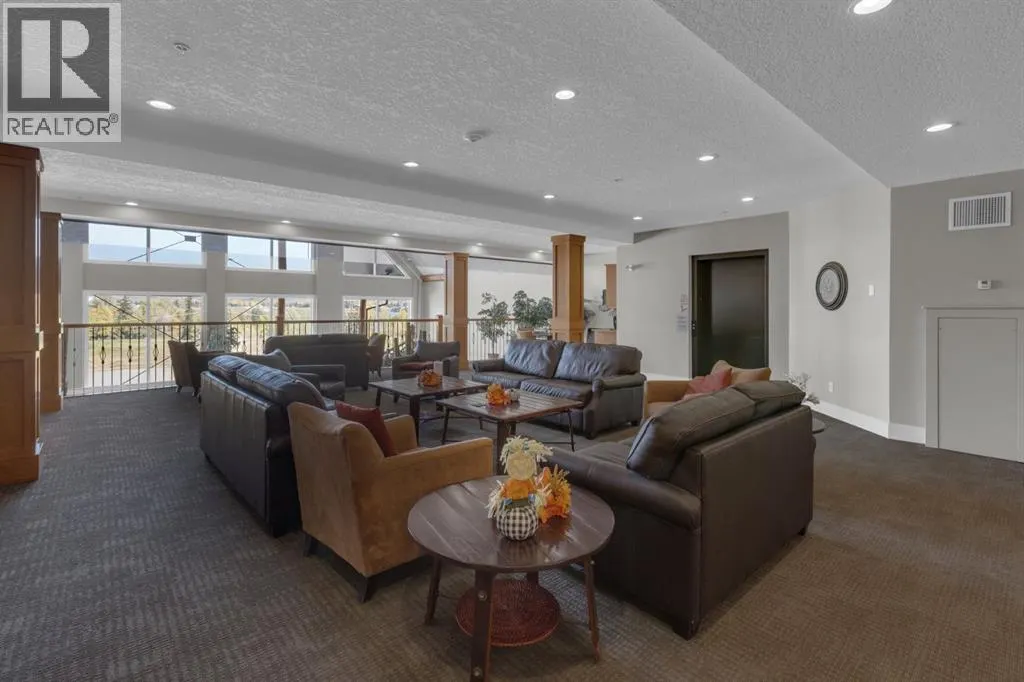 113, 77 George Fox Trail