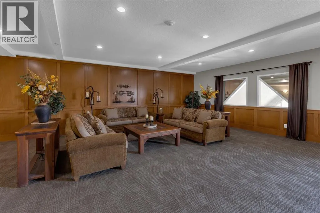 113, 77 George Fox Trail