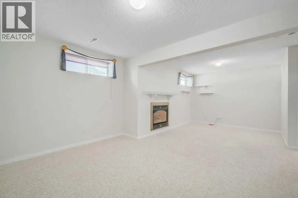 54, 5790 Patina Drive SW