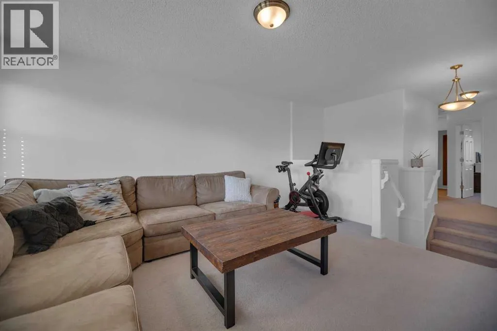 154 Bridlewood Court SW