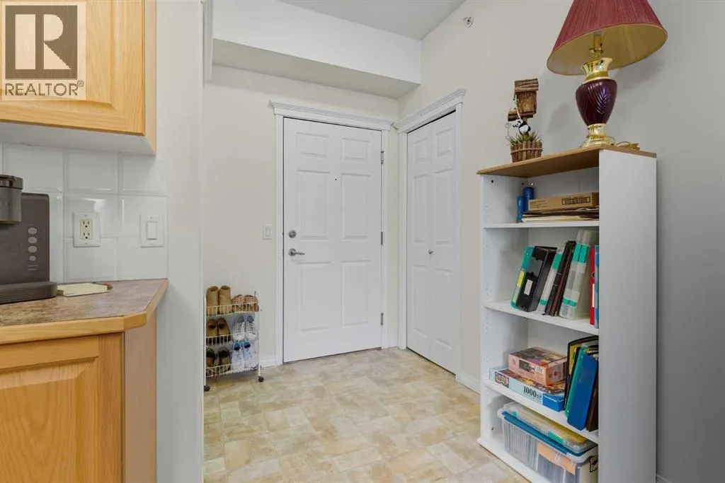 446, 15 Everstone Drive SW
