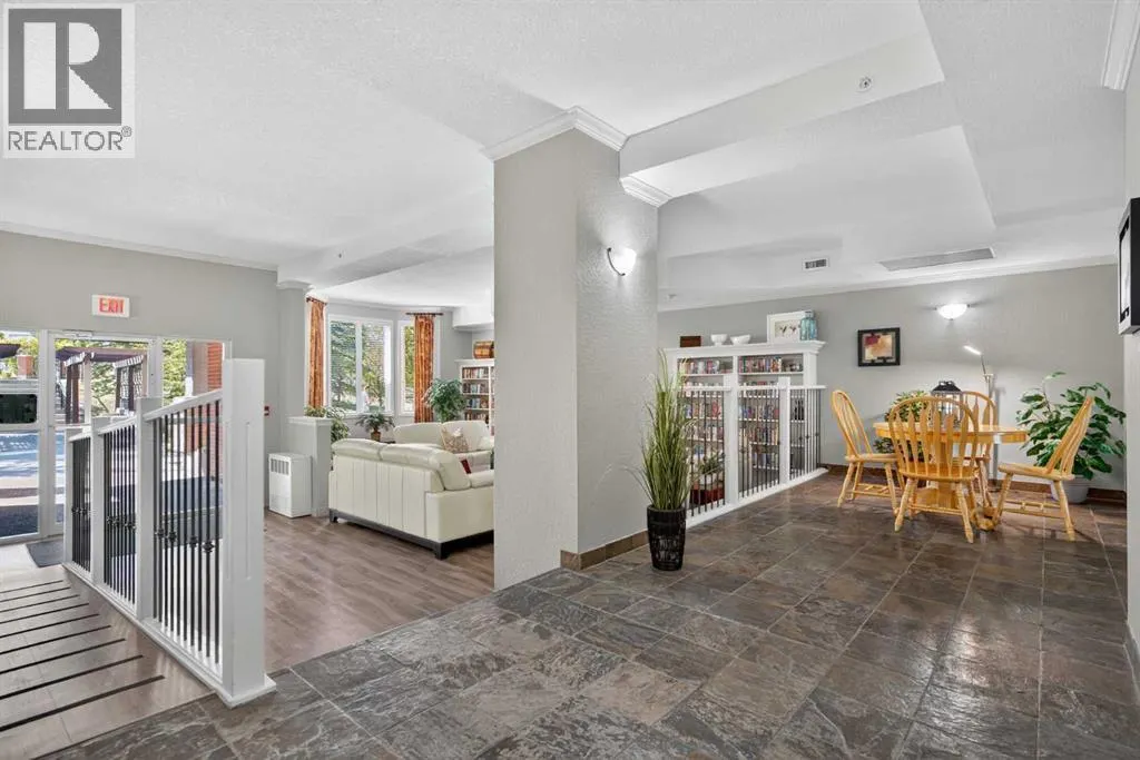 446, 15 Everstone Drive SW