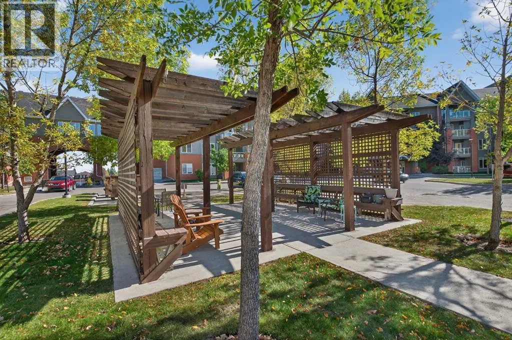 446, 15 Everstone Drive SW