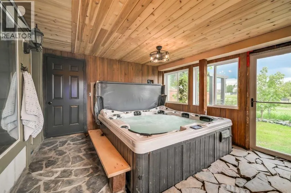 18 Cimarron Grove Bay