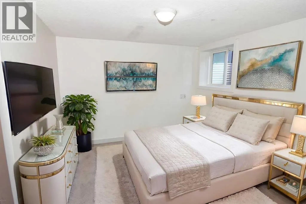 112 Woodvale Road SW
