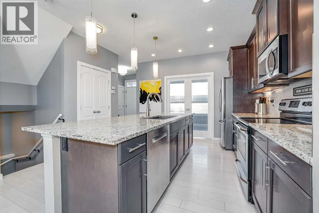 283 Mahogany Heights SE
