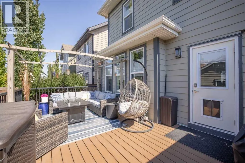 283 Mahogany Heights SE