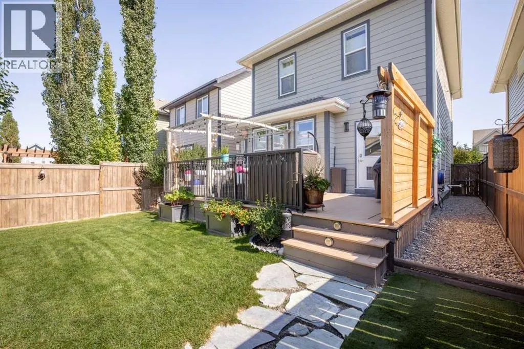283 Mahogany Heights SE