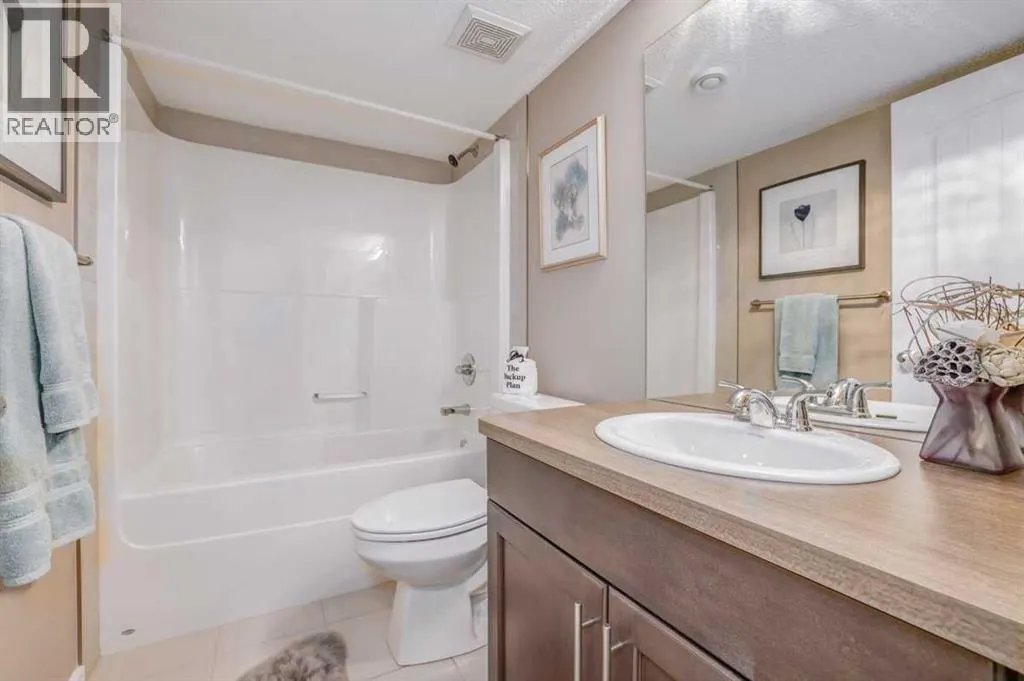 283 Mahogany Heights SE