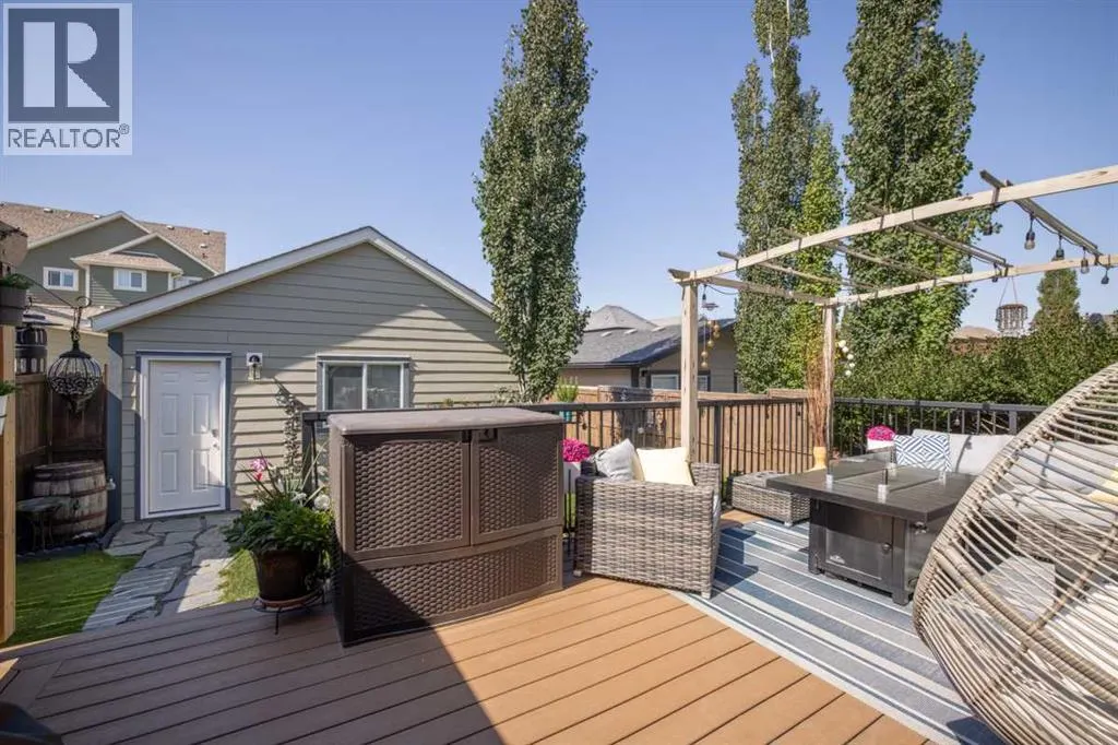 283 Mahogany Heights SE