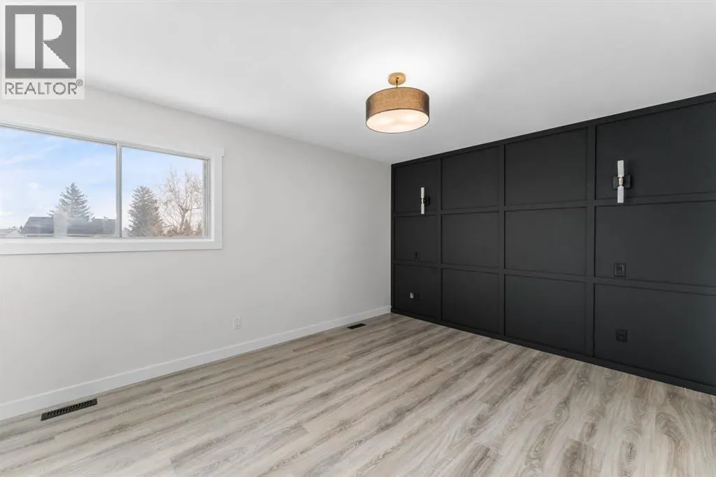 395 Millrise Drive SW