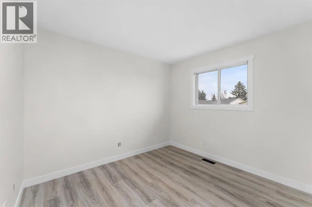 395 Millrise Drive SW
