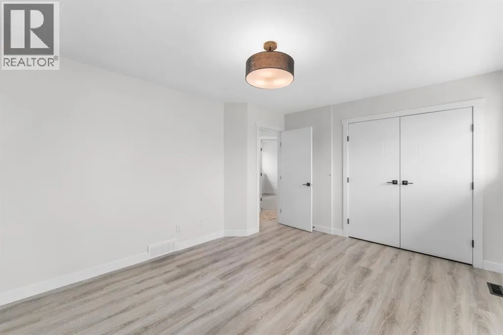 395 Millrise Drive SW