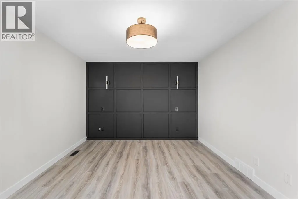 395 Millrise Drive SW