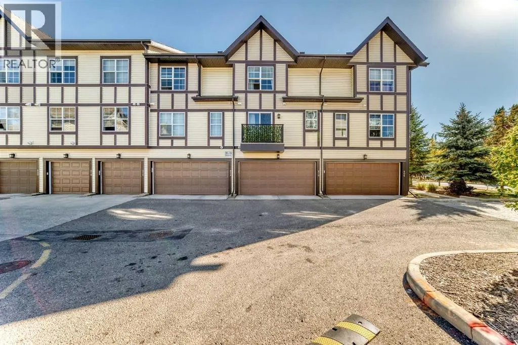 210 Cranford Court SE