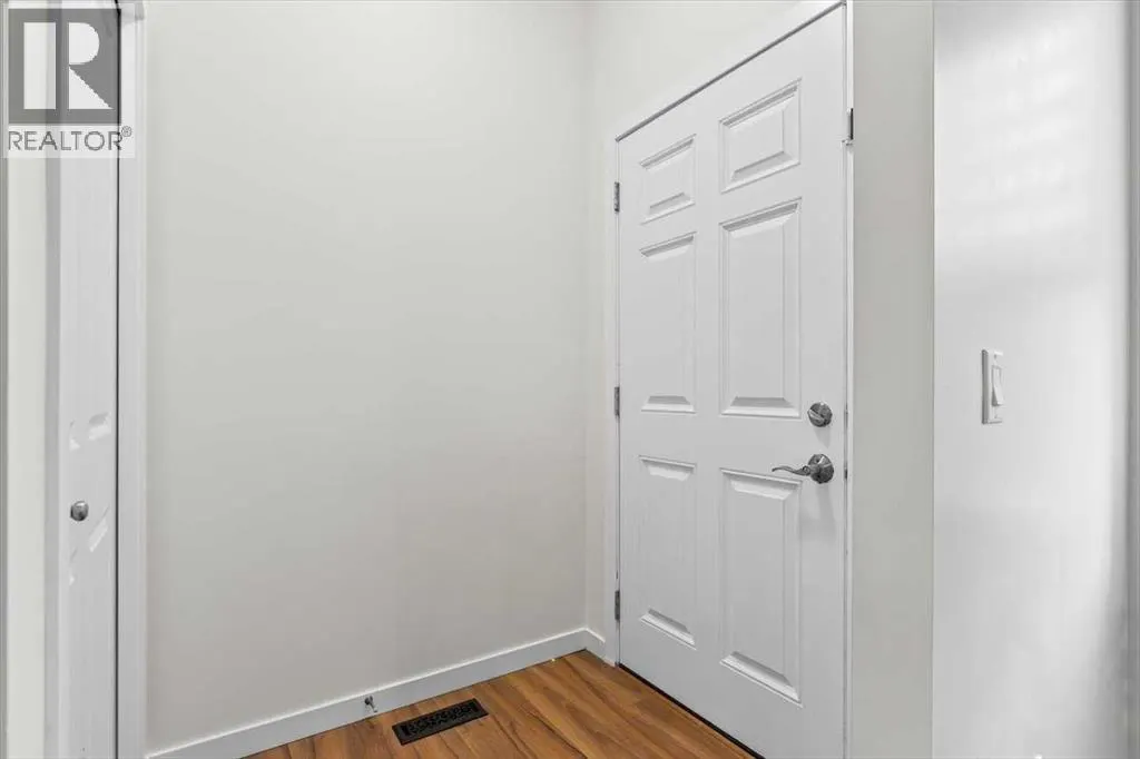 1303 New Brighton Park SE