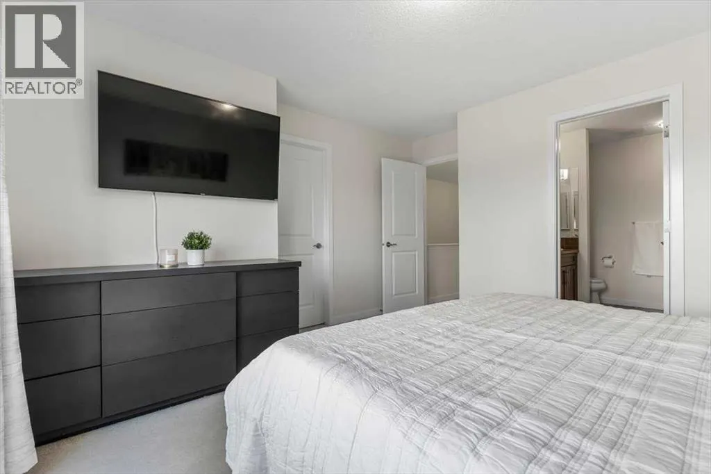 1303 New Brighton Park SE