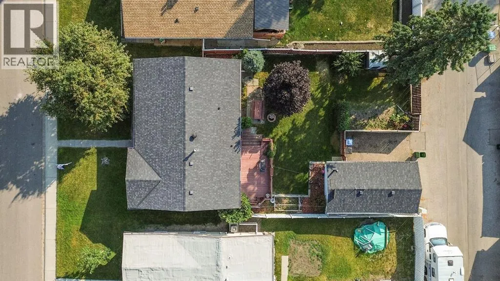 23 Brazeau Crescent SW