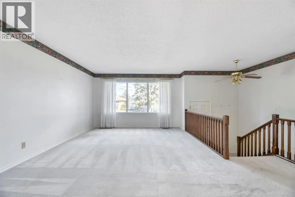 23 Brazeau Crescent SW