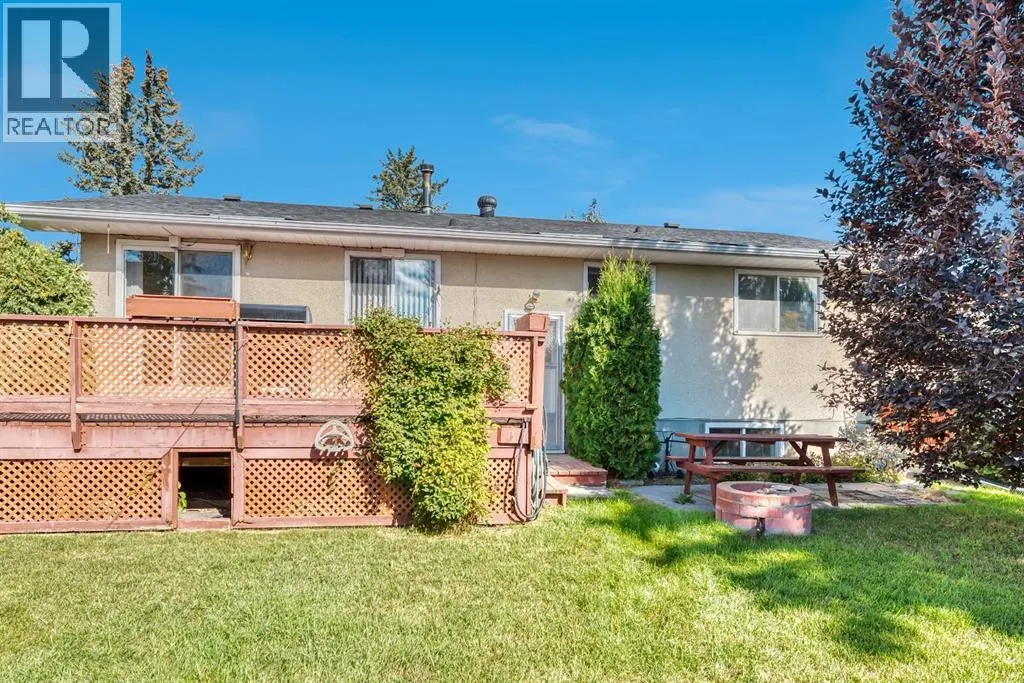 23 Brazeau Crescent SW