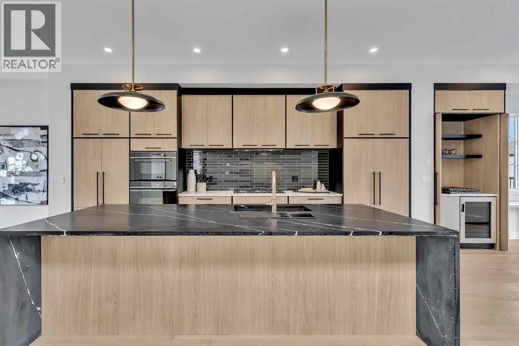 352 Normandy Drive SW